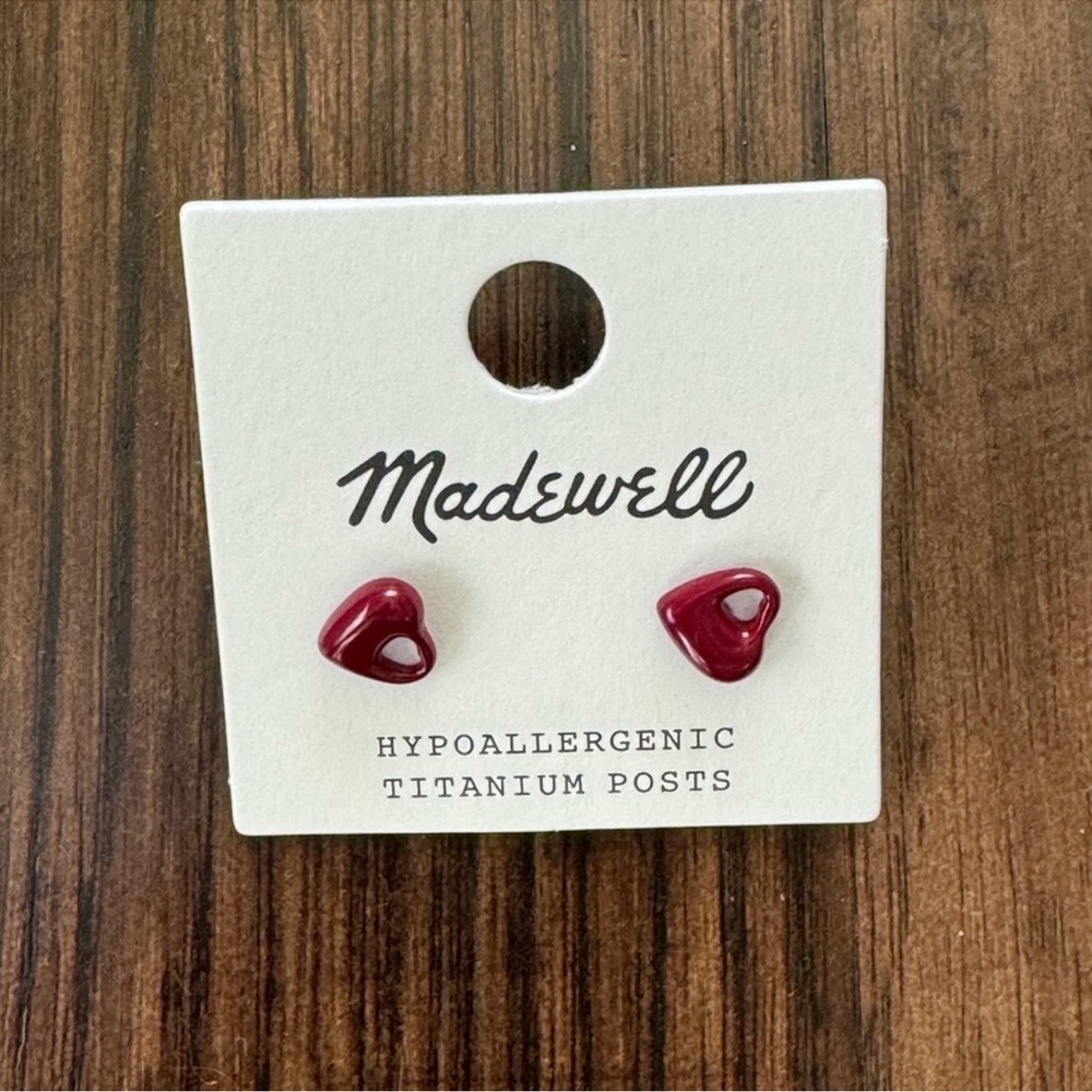 Madewell cutout puffy hear stud earring